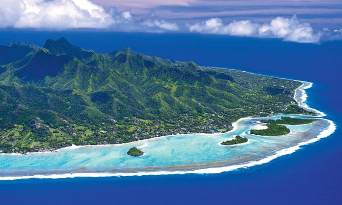クック諸島・ラロトンガ島「ムリラグーン」の空撮写真