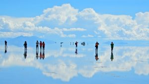 ウユニ塩湖やチチカカ湖で有名な国ボリビアの治安とおすすめの観光地